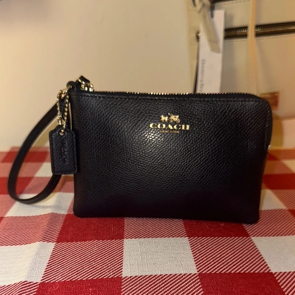 Coach Midnight Blue Wristlet EUC - Picture 5 of 7